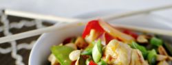 Пряное жаркое с цыпленком по-сычуаньски