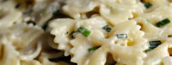 Макароны в сметанном соусе