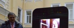 В России открыли памятник Стиву Джобсу