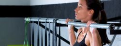 Как научиться подтягиваться: элементарные упражнения для новичков
