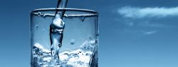 Коралловая вода