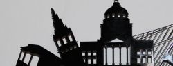 Часы из виниловых пластинок