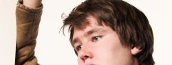 Ученые рассказали, почему человек, заходя в комнату, забывает зачем пришел