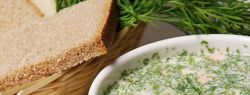 Окрошка: оливье в кефире