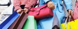 Более 100 млрд. рублей составили объемы интернет-продаж одежды и обуви в России