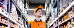Сервис доставки продуктов Instamart расширяет сеть партнеров-магазинов