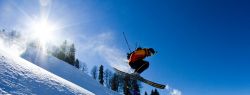 5 самых популярных горнолыжных курортов России