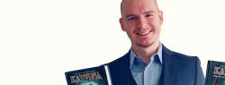 В Германии диплом финалиста конкурса «Лучшая книга года» вручен Алексею Кондратенко