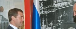 Официальный Минск «отработает» падающую цену на газ