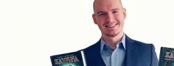 В Германии диплом финалиста конкурса «Лучшая книга года» вручен Алексею Кондратенко
