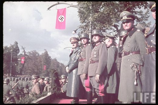 Цветные фотографии нацистской Германии