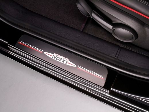 Mini показала «заряженный» кроссовер Countryman JCW