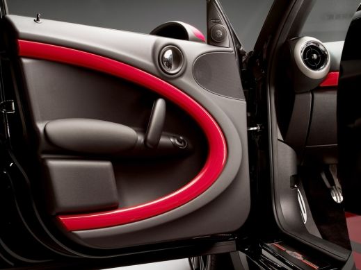 Mini показала «заряженный» кроссовер Countryman JCW