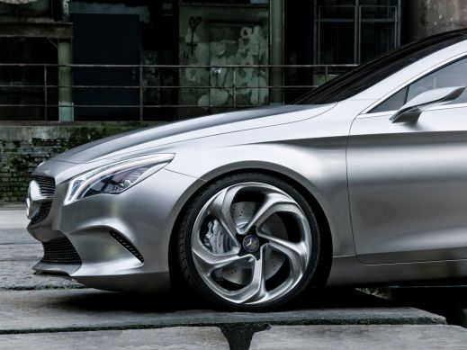 Mercedes-Benz показал изображение нового концепта