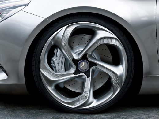 Mercedes-Benz показал изображение нового концепта